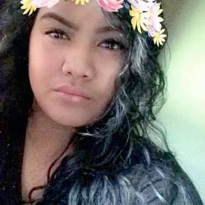 Meet your Posher, Tina